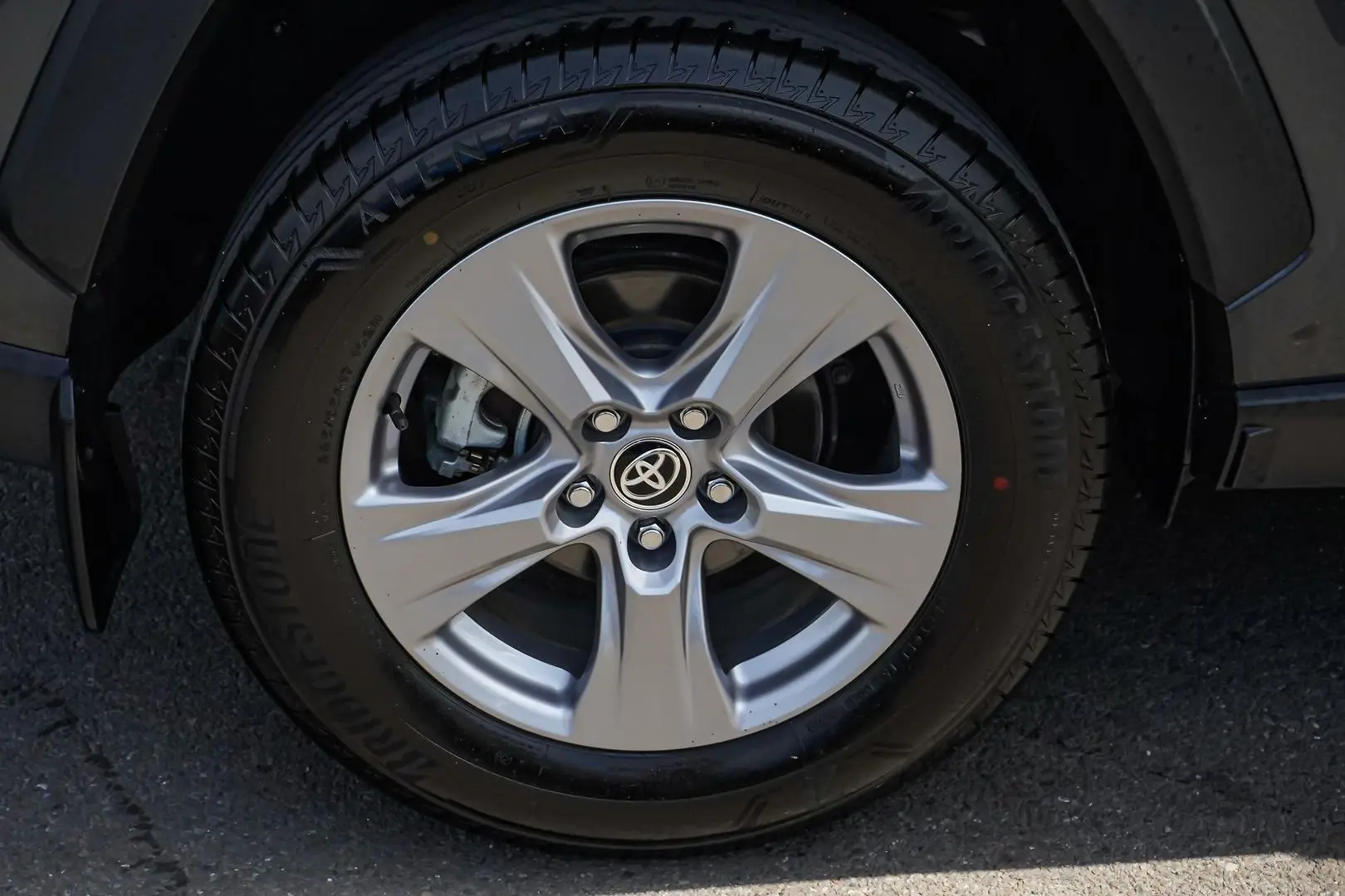 2023 Toyota RAV4 Gallery Image 15