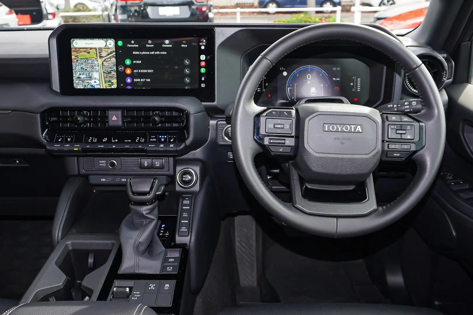 2025 Toyota Landcruiser Prado Gallery Image 8