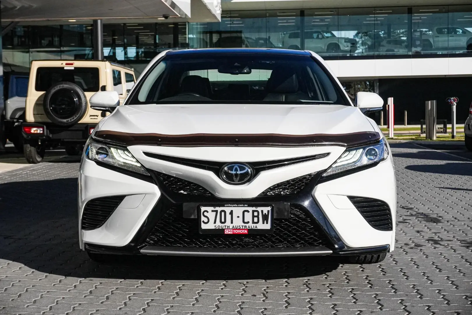 2019 Toyota Camry Gallery Image 5