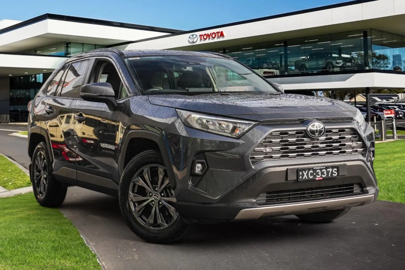 2022 Toyota RAV4 Image
