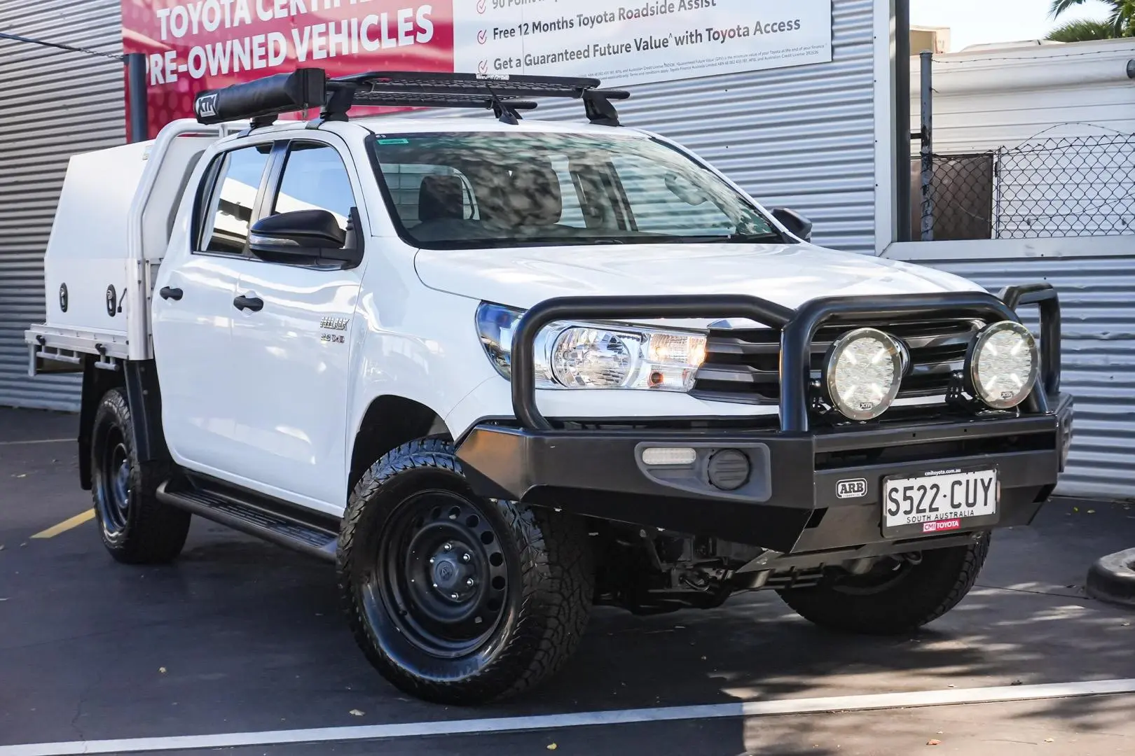 2018 Toyota Hilux Gallery Image 2
