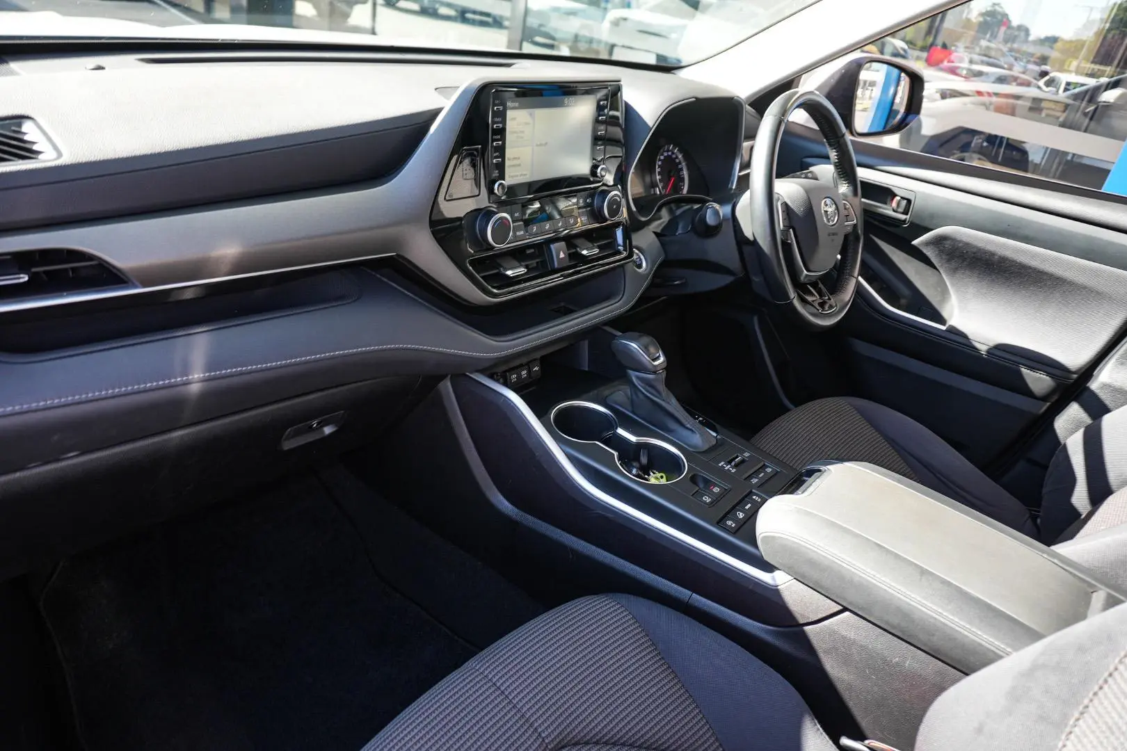 2021 Toyota Kluger Gallery Image 10