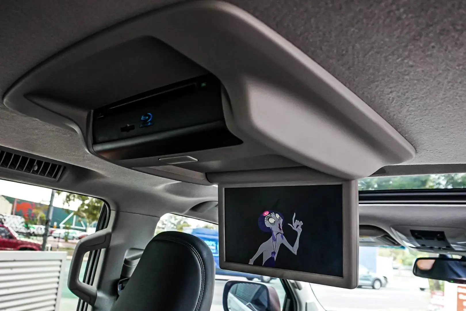 2016 Toyota Landcruiser Prado Gallery Image 9