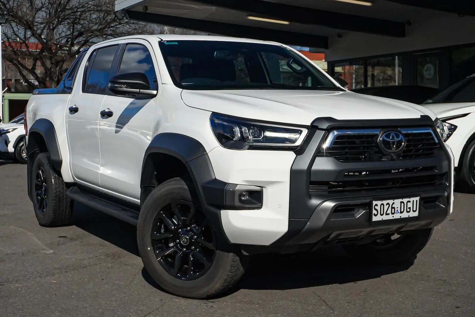 2025 Toyota Hilux Gallery Image 2