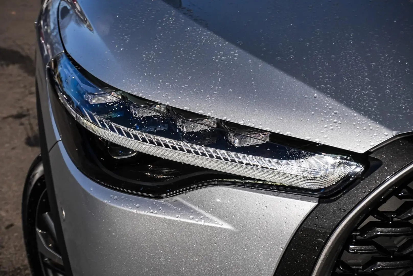 2023 Toyota Corolla Cross Gallery Image 12