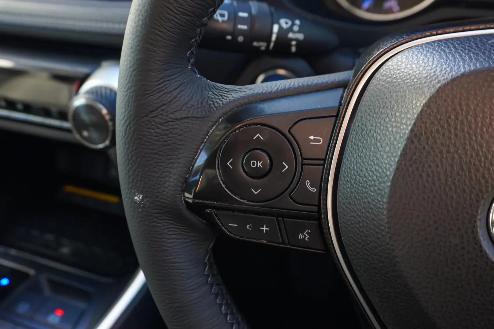 2020 Toyota RAV4 Gallery Image 19