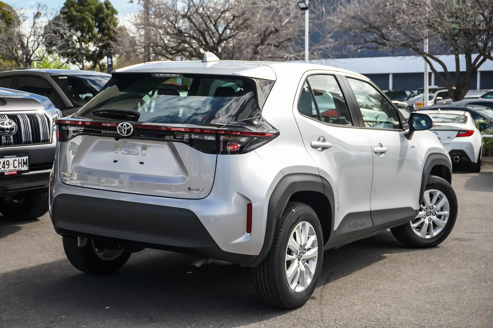 2025 Toyota Yaris Cross Gallery Image 3