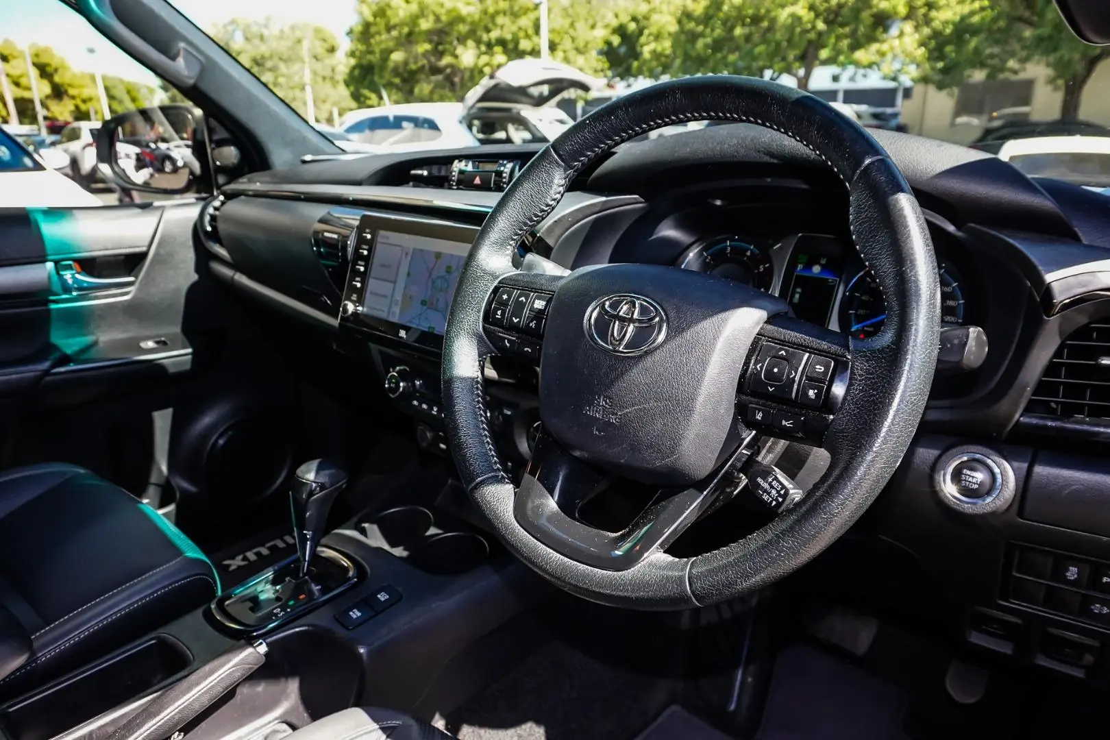 2021 Toyota Hilux Gallery Image 7