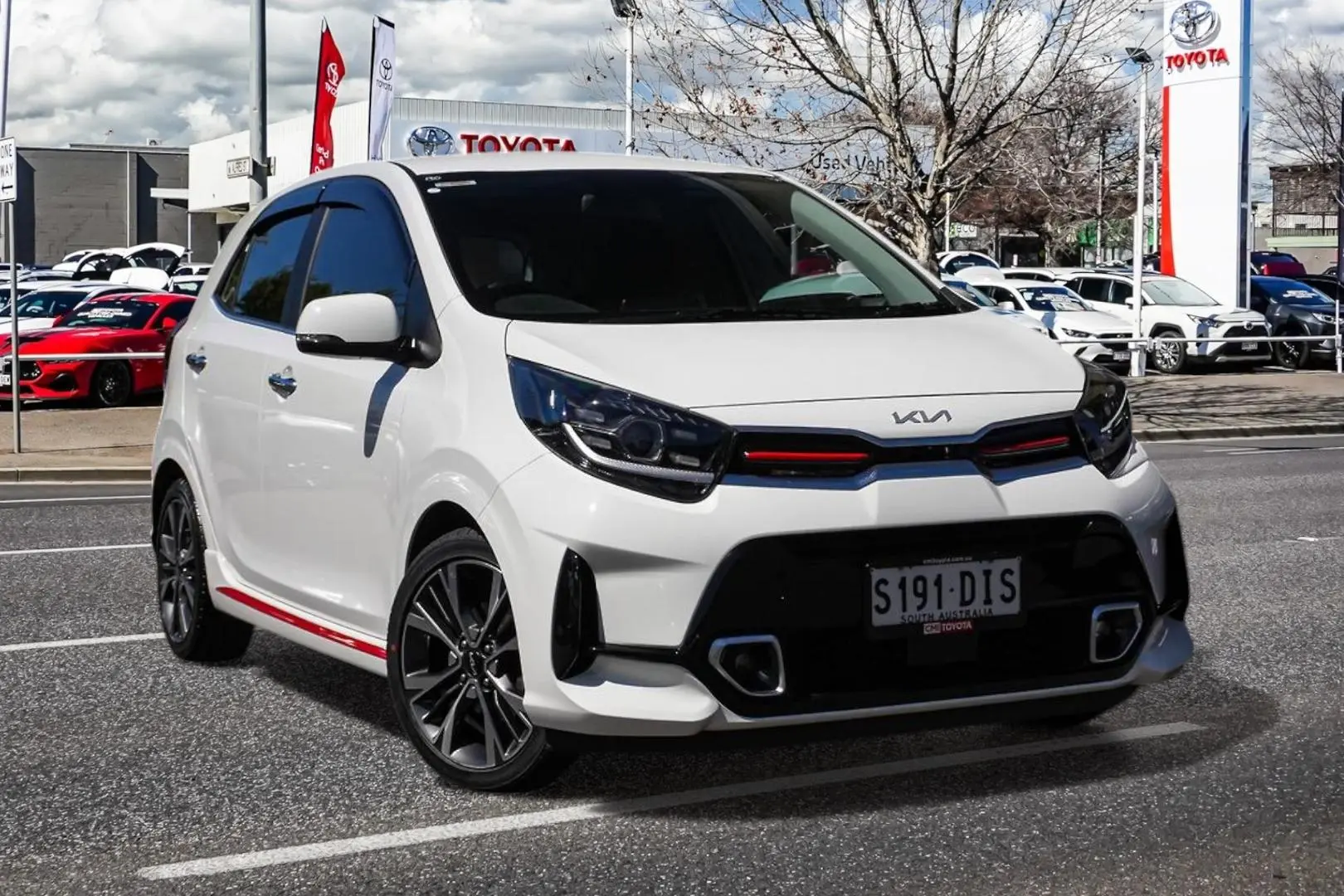 2022 Kia Picanto Gallery Image 1
