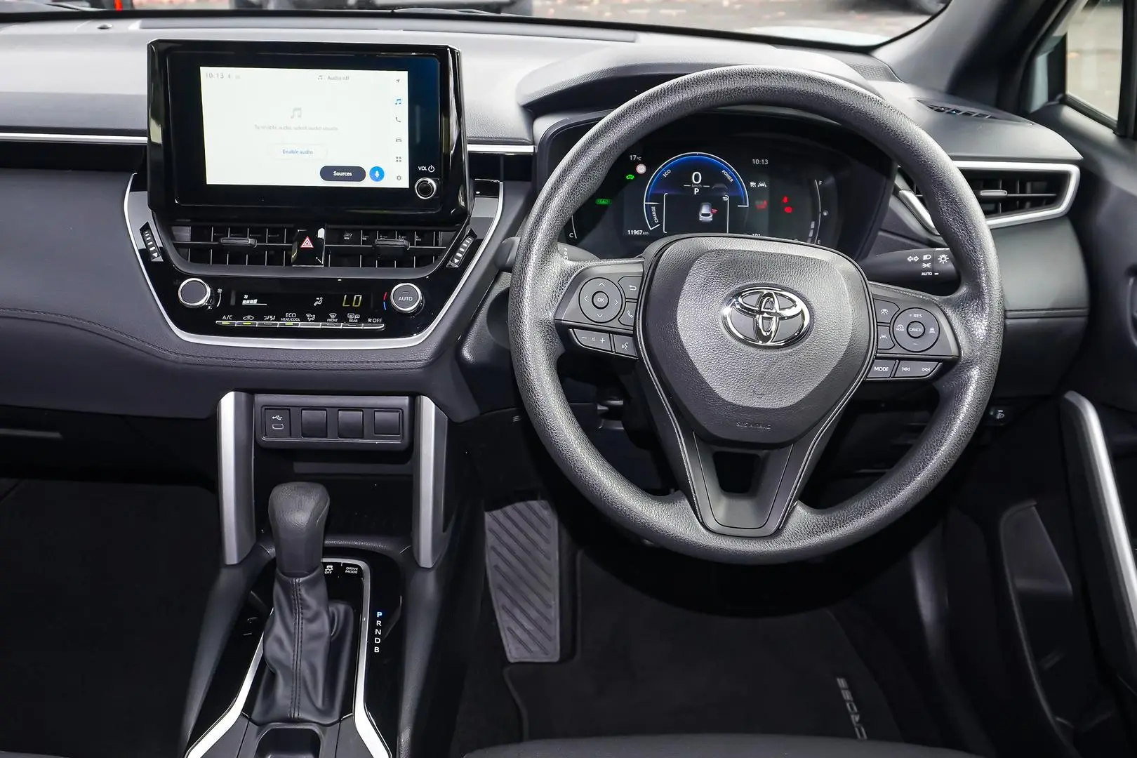 2024 Toyota Corolla Cross Gallery Image 8