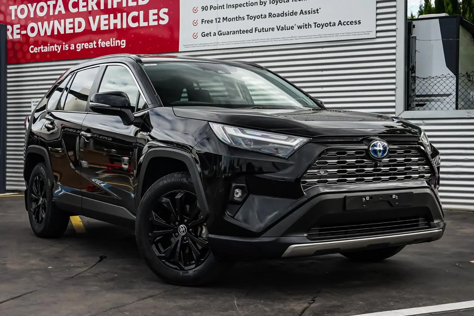 2023 Toyota RAV4 Gallery Image 2