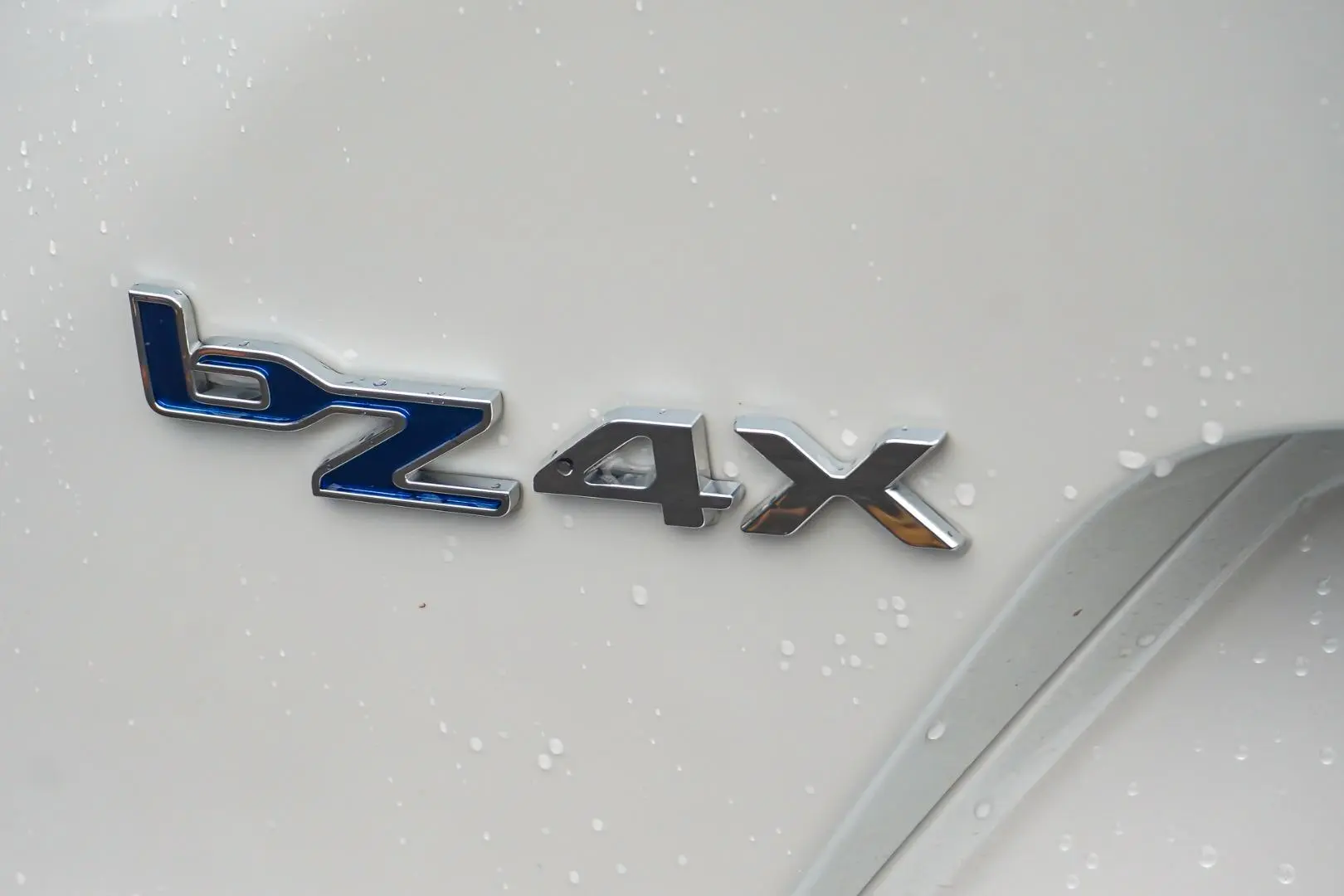 2024 Toyota bZ4X Gallery Image 15