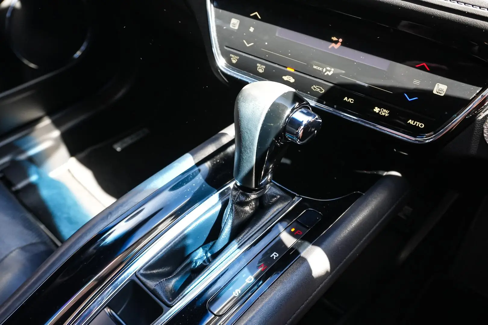 2020 Honda HR-V Gallery Image 19