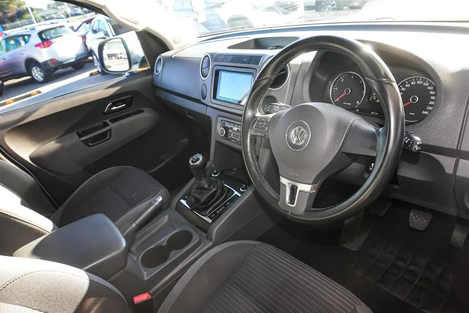 2011 Volkswagen Amarok Gallery Image 7