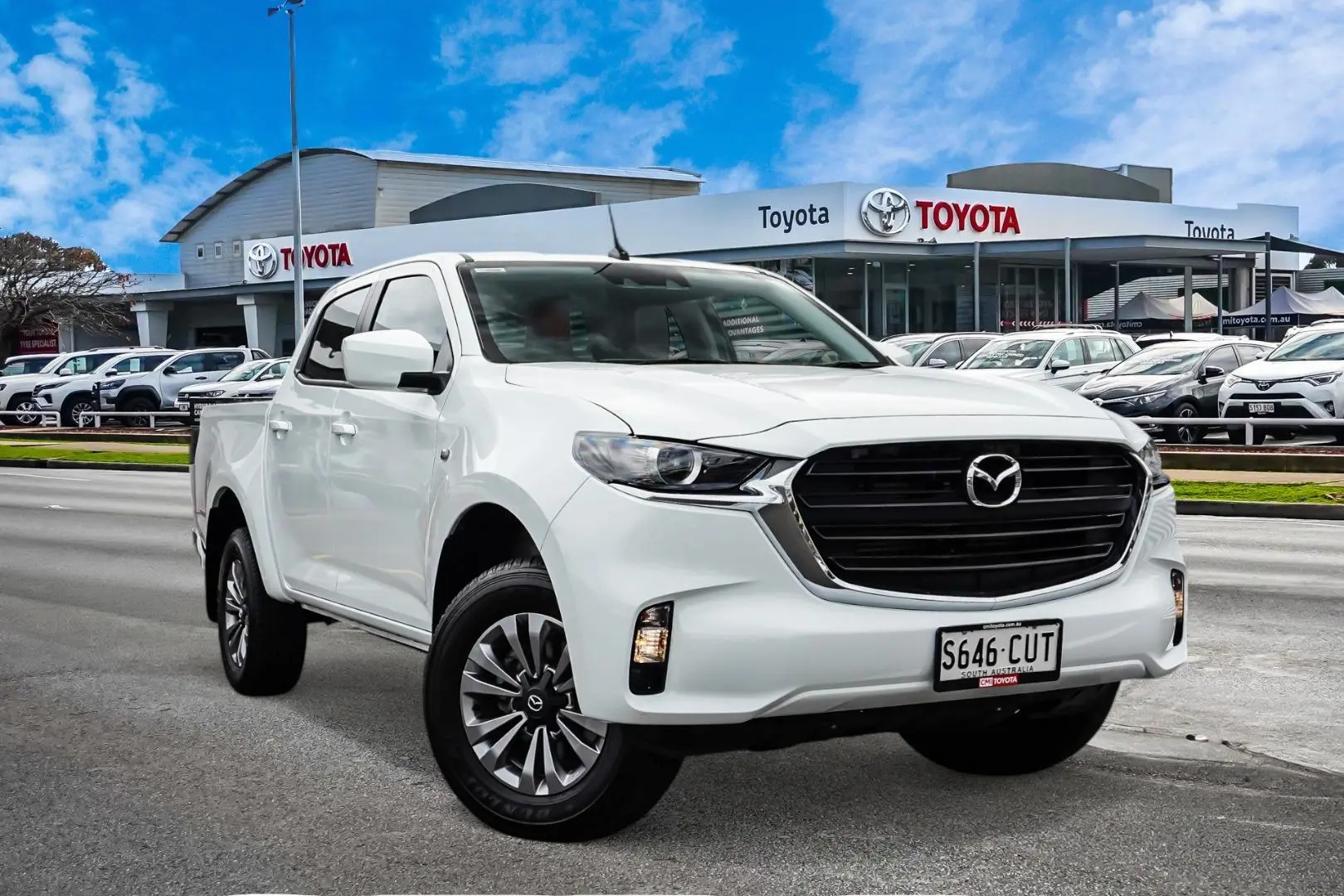 2023 Mazda BT-50 Gallery Image 1