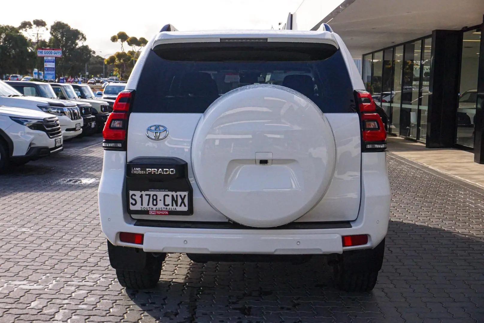 2021 Toyota Landcruiser Prado Gallery Image 6