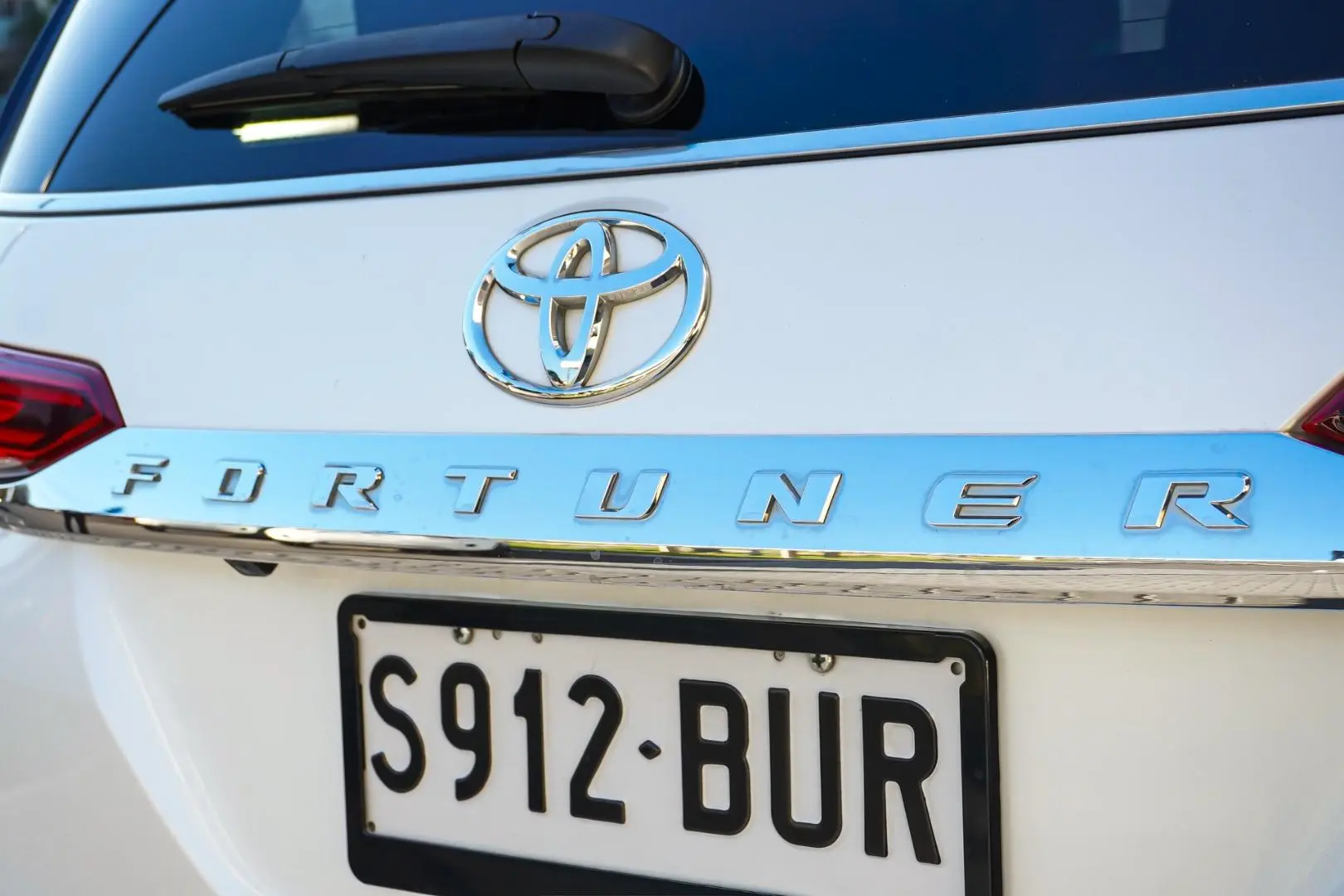 2017 Toyota Fortuner Gallery Image 15