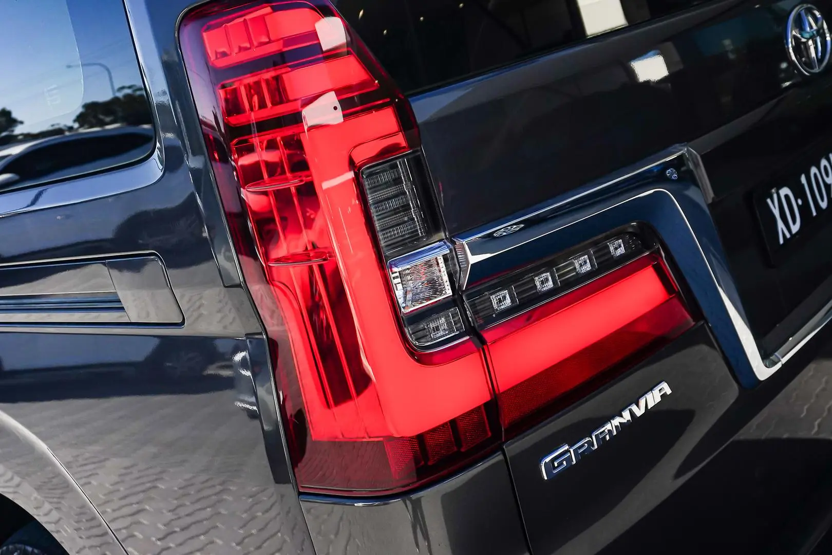 2019 Toyota Granvia Gallery Image 20