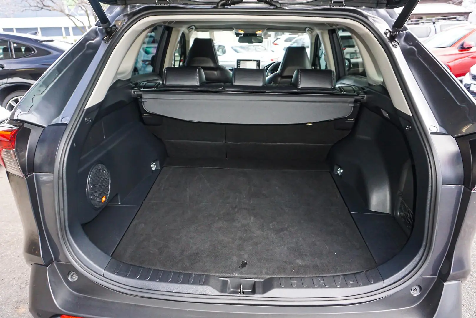 2020 Toyota RAV4 Gallery Image 14