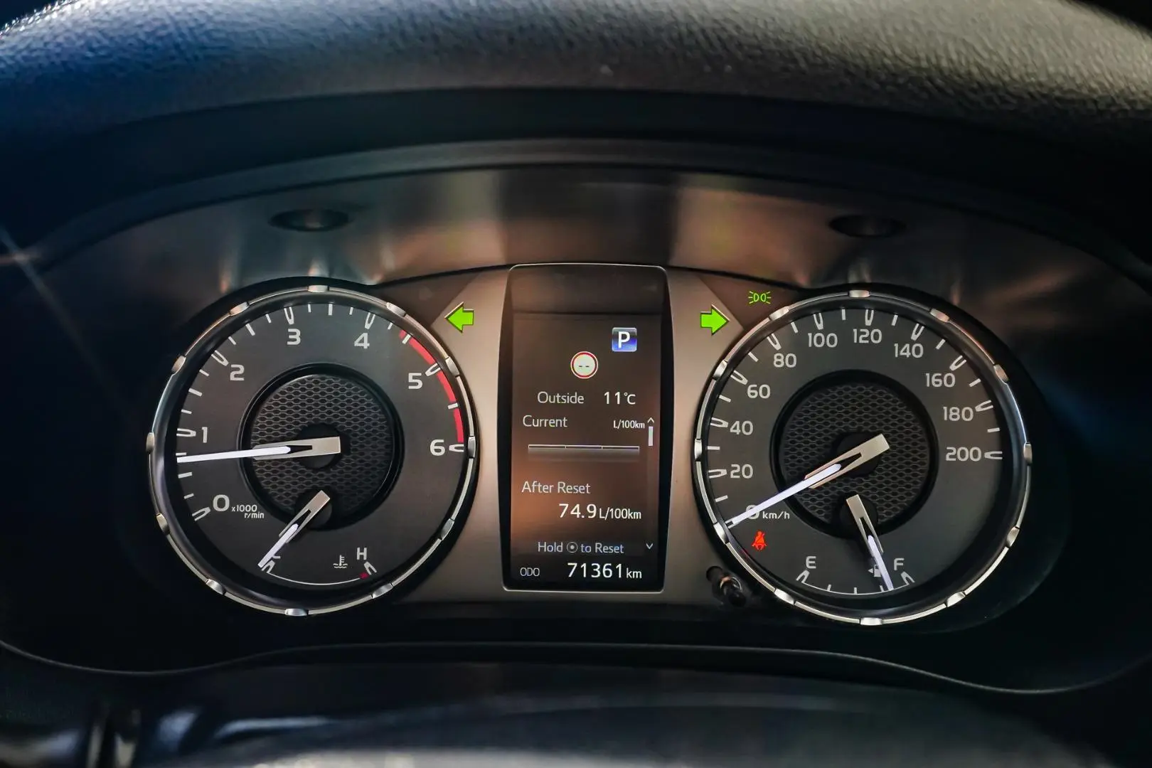 2021 Toyota Hilux Gallery Image 17