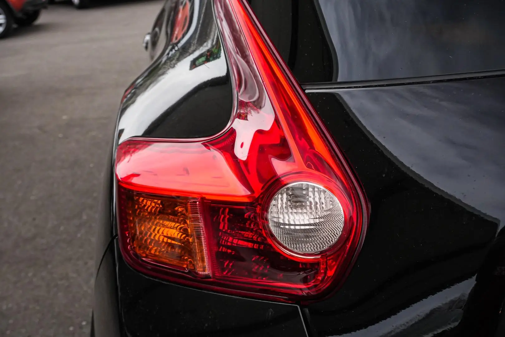 2013 Nissan JUKE Gallery Image 13