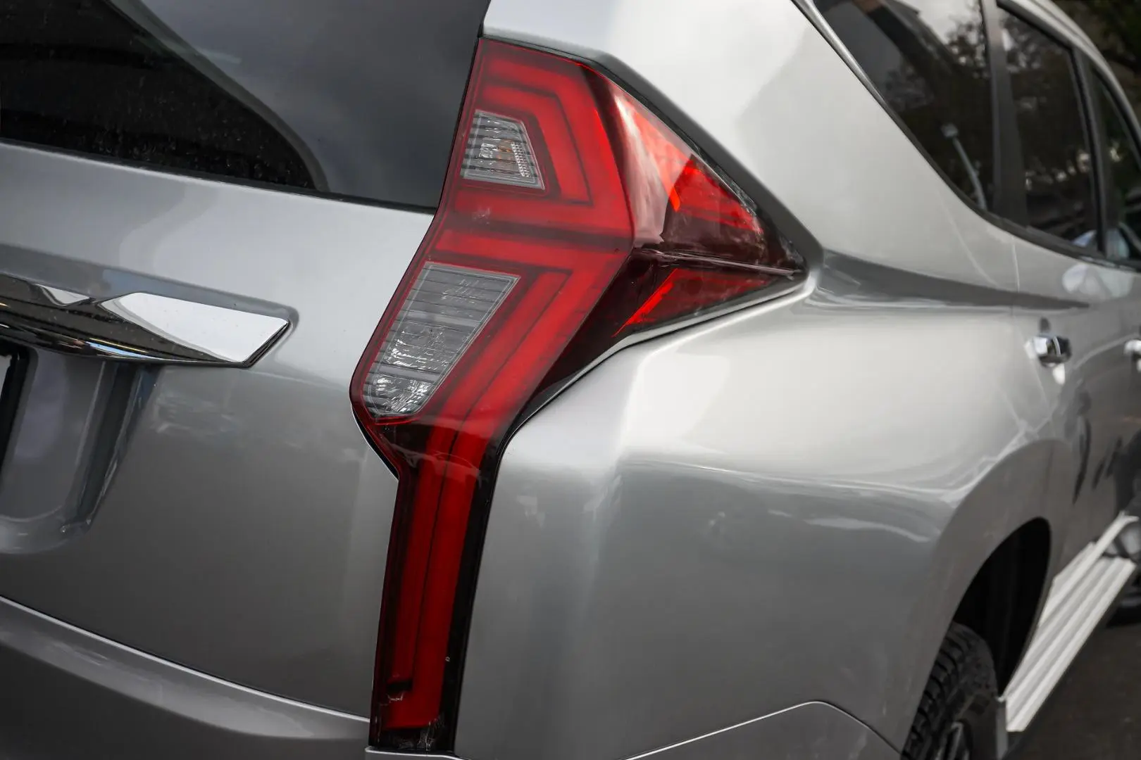 2022 Mitsubishi Pajero Sport Gallery Image 13