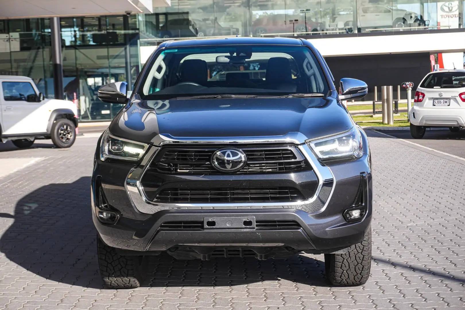2022 Toyota Hilux Gallery Image 5