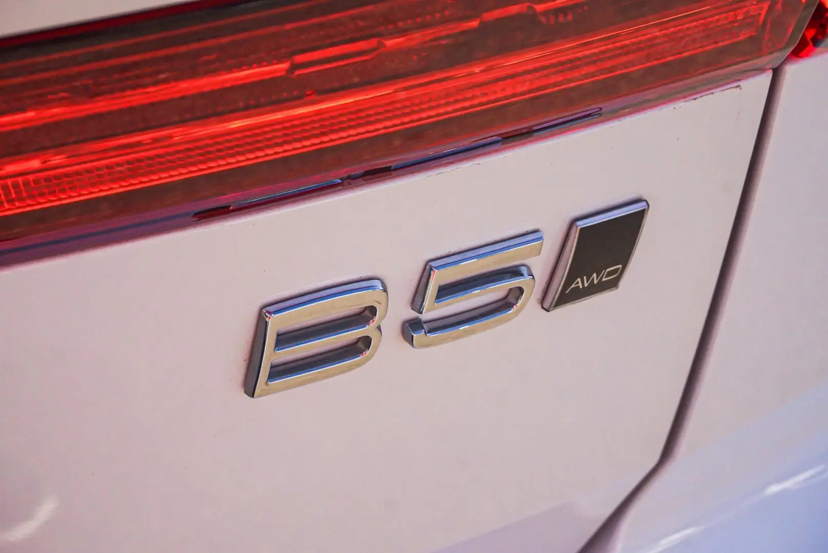 2023 Volvo XC60 Gallery Image 16