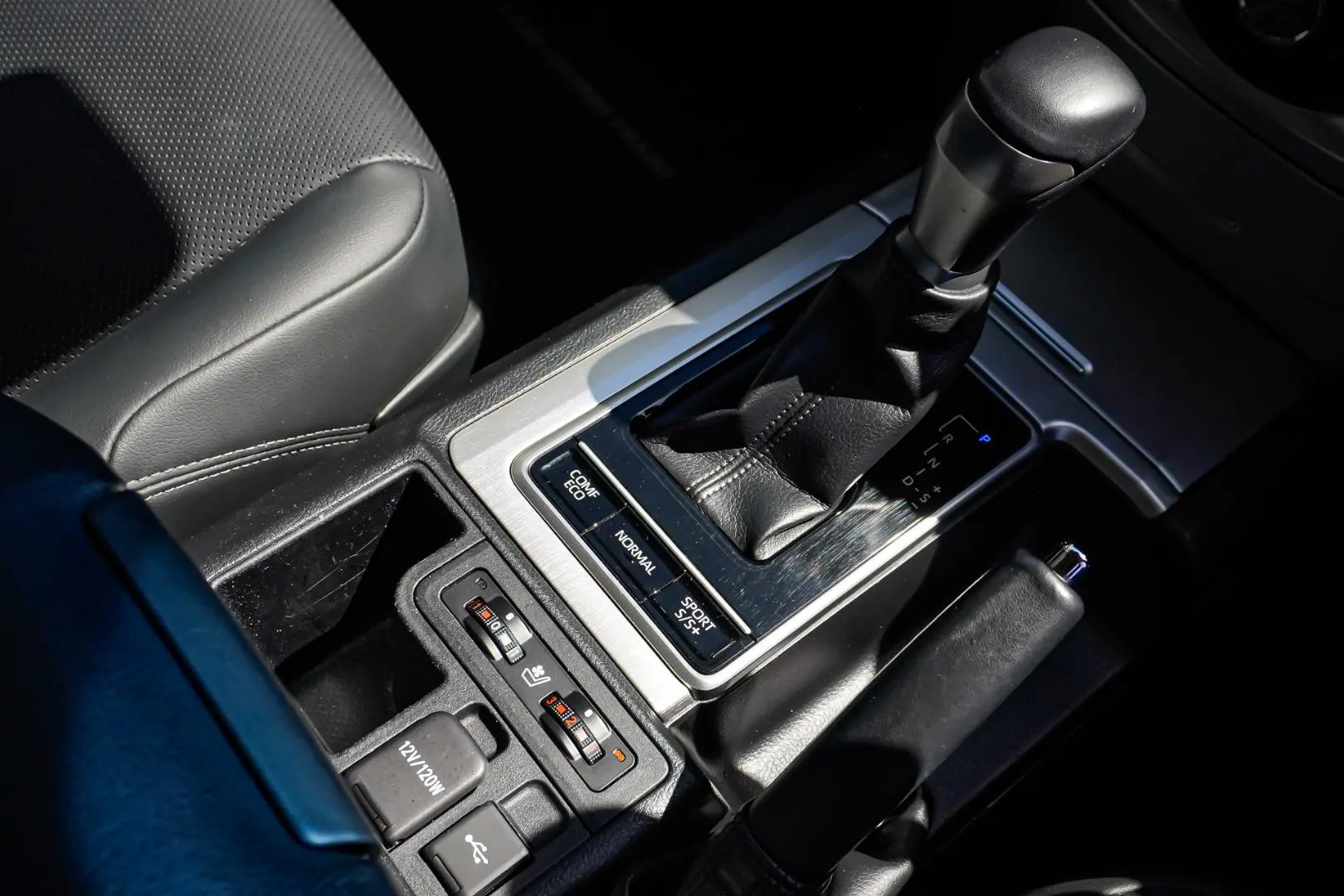 2021 Toyota Landcruiser Prado Gallery Image 22