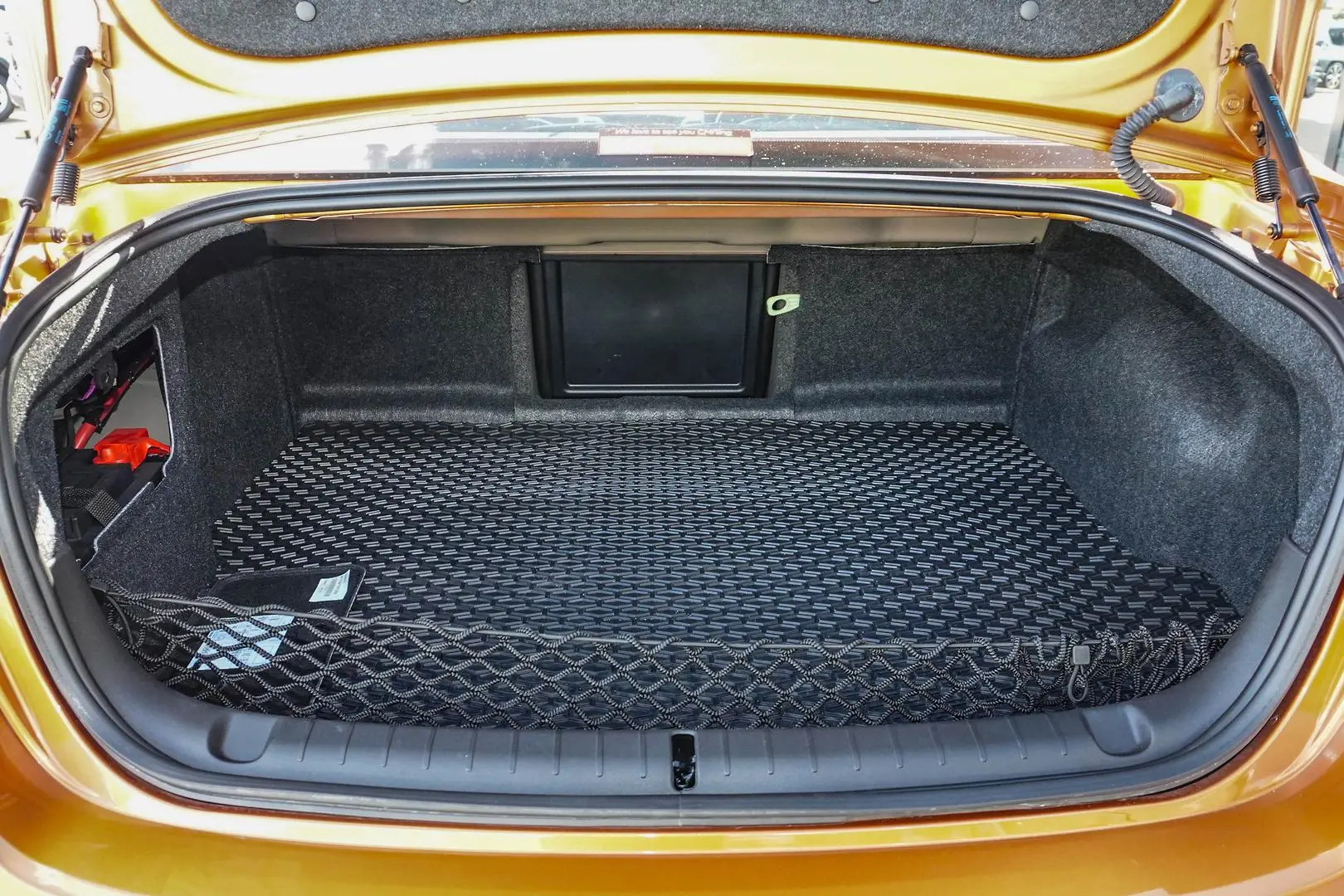 2017 Holden Commodore Gallery Image 10