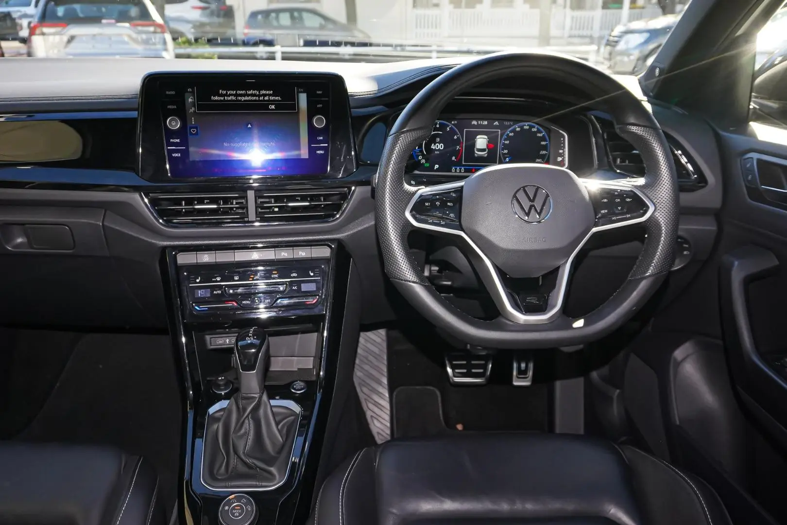 2023 Volkswagen T-Roc Gallery Image 9