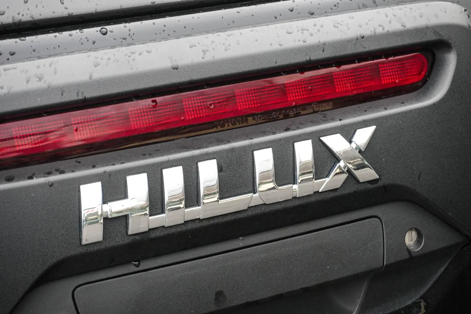 2022 Toyota Hilux Gallery Image 13