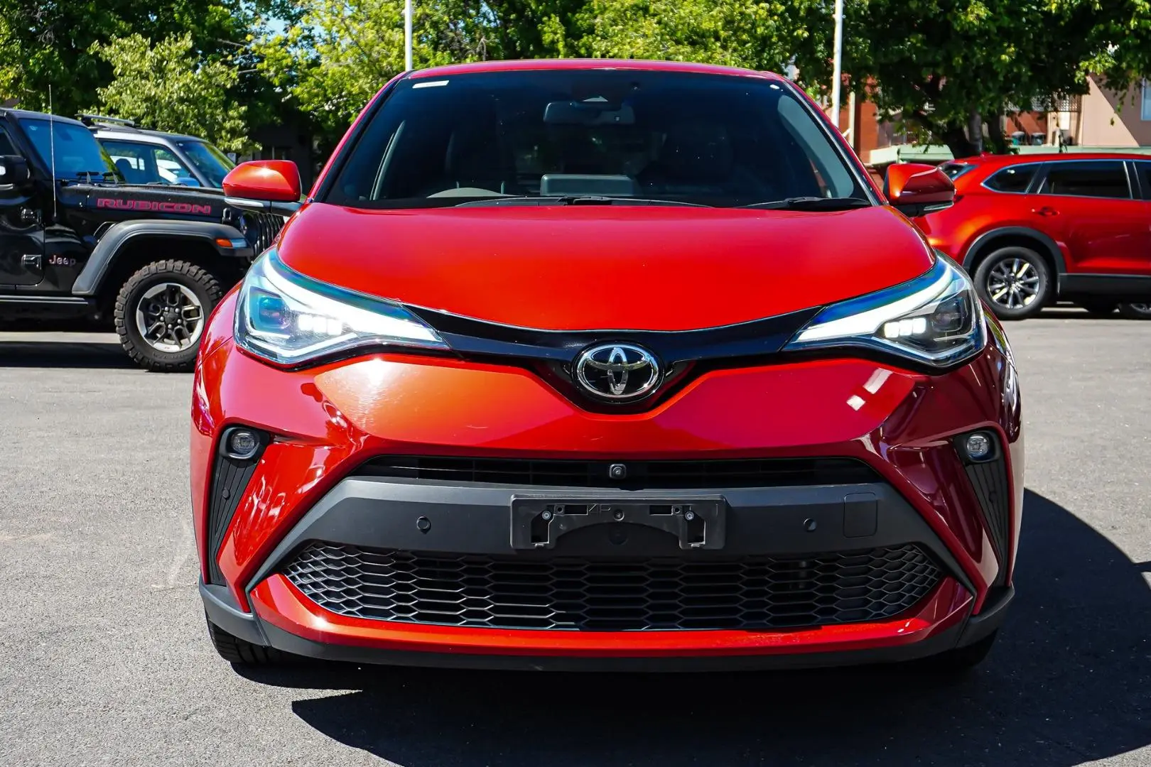 2023 Toyota C-HR Gallery Image 5