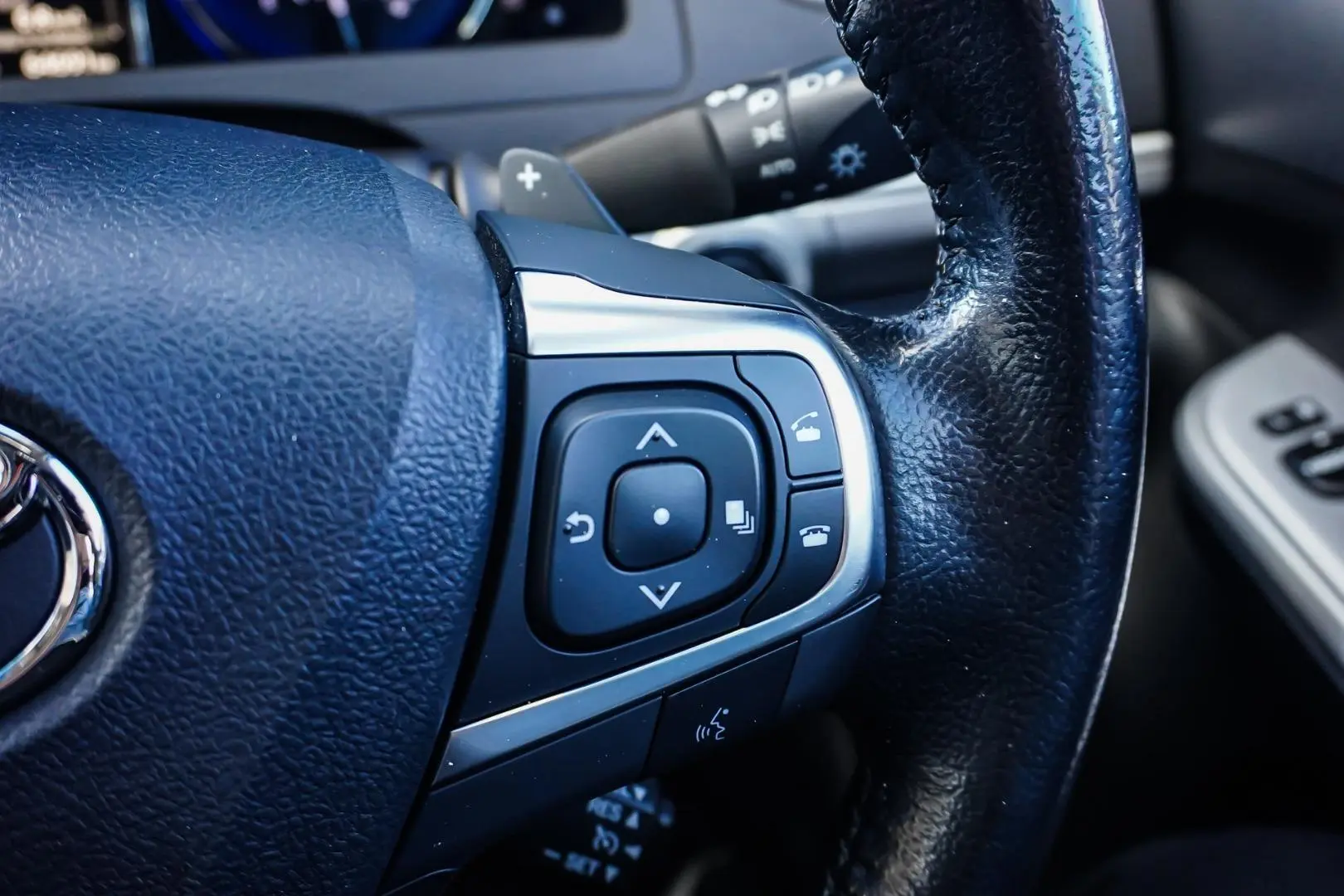 2017 Toyota Camry Gallery Image 21