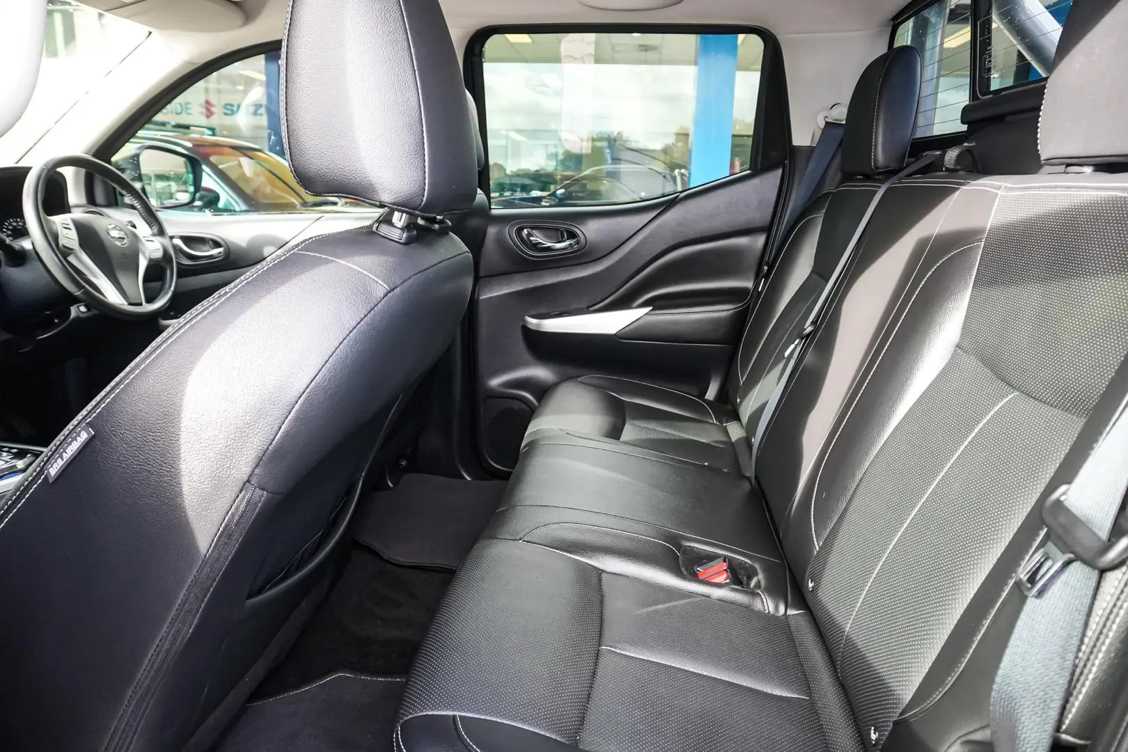 2019 Nissan Navara Gallery Image 8