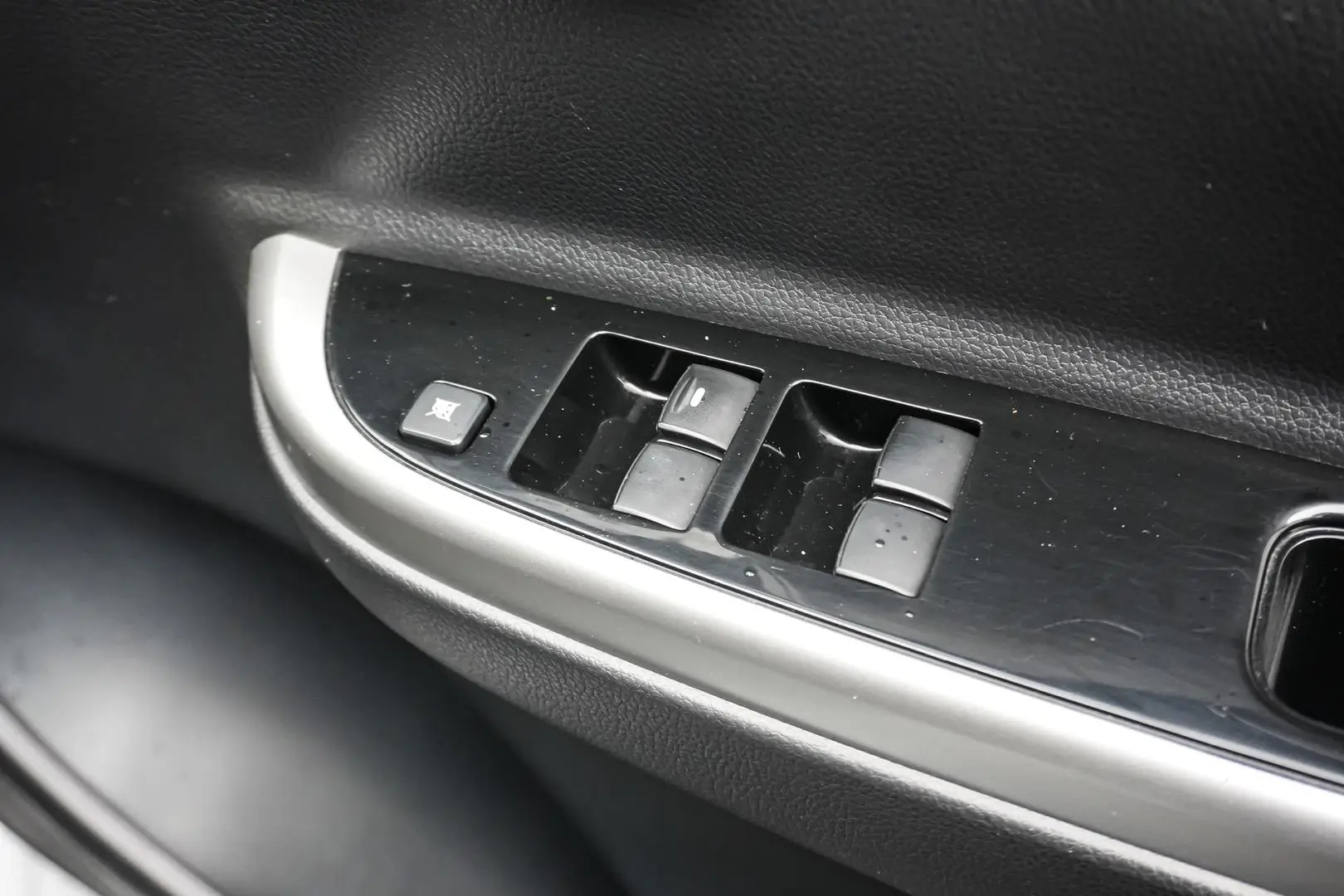 2019 Mitsubishi Triton Gallery Image 18