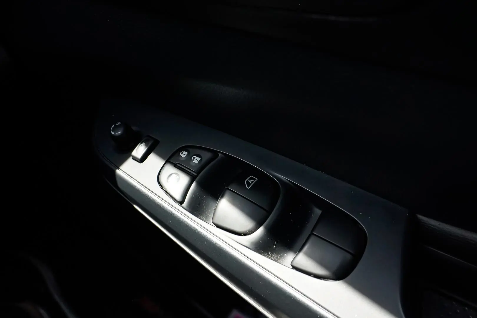 2023 Nissan Navara Gallery Image 21