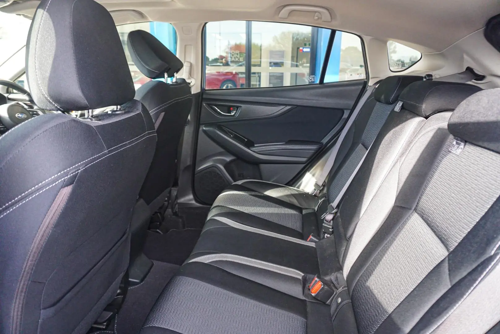 2017 Subaru Impreza Gallery Image 8