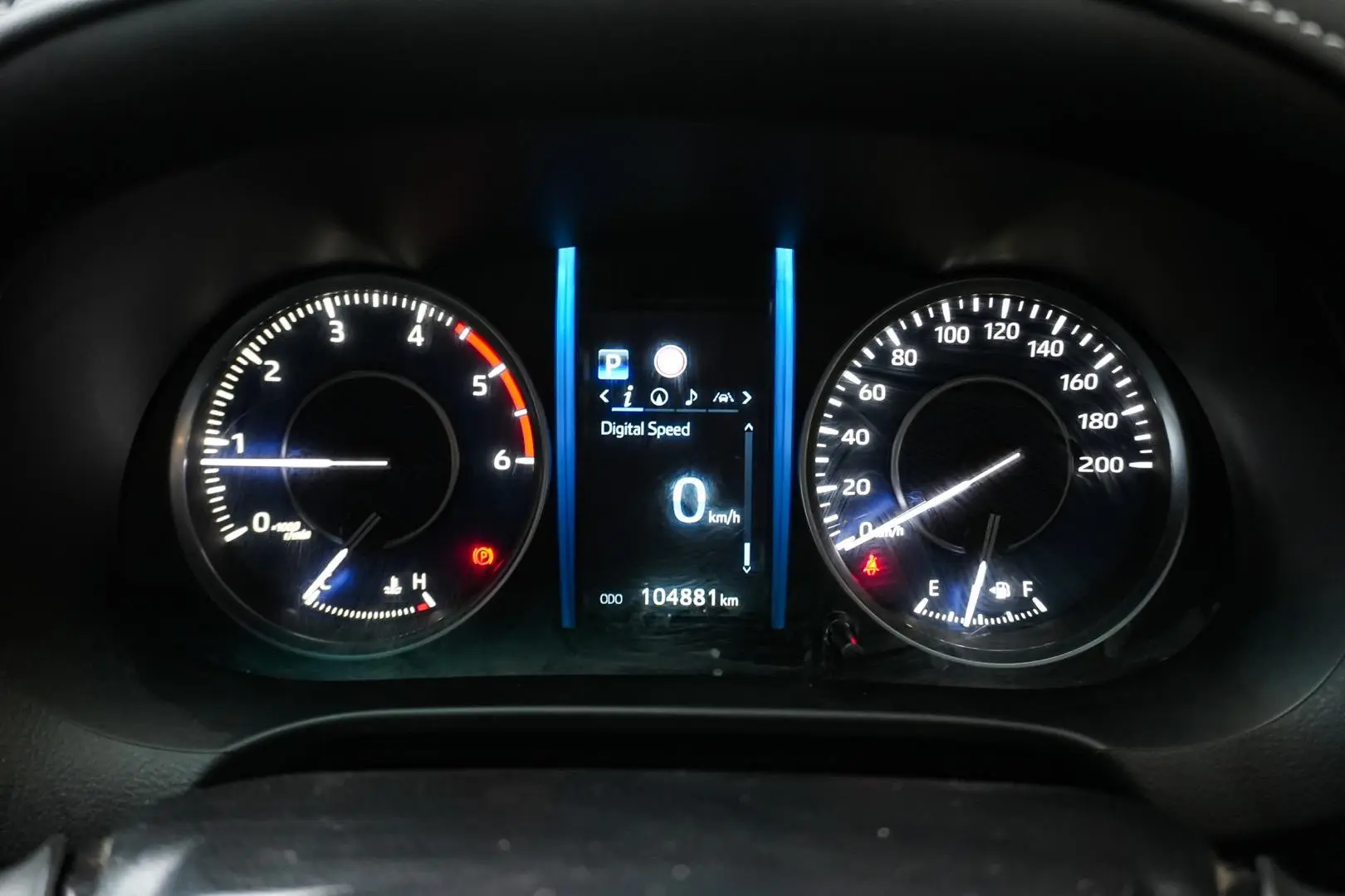 2021 Toyota Fortuner Gallery Image 16