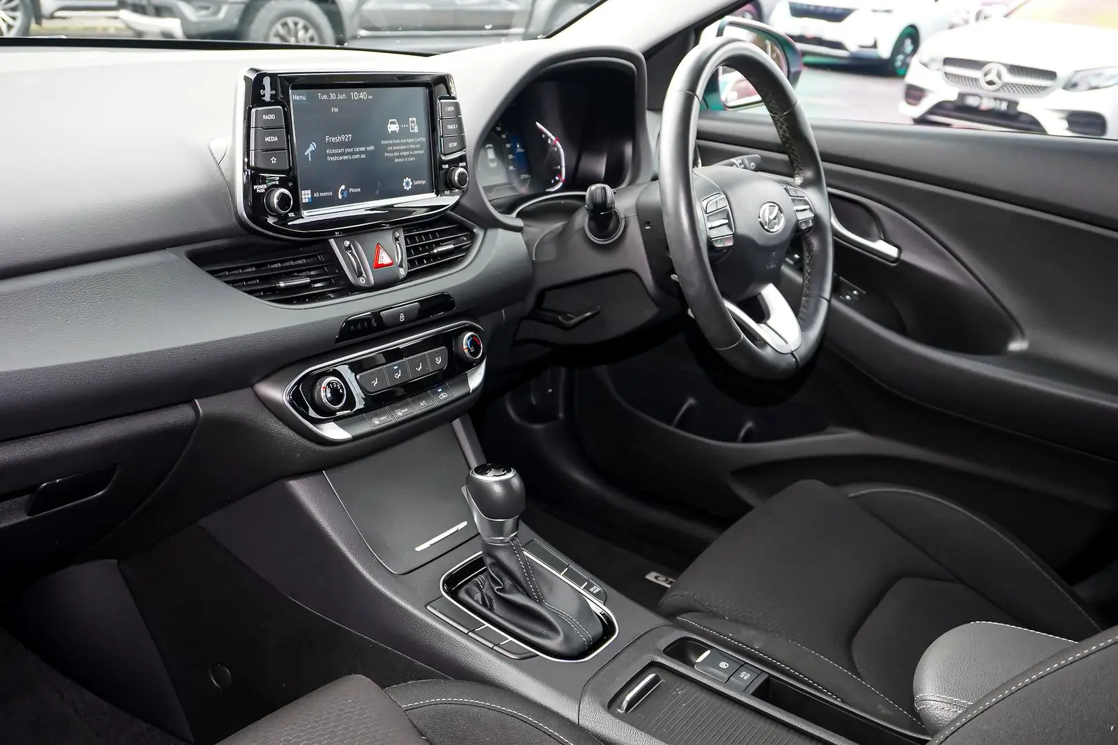 2022 Hyundai i30 Gallery Image 11