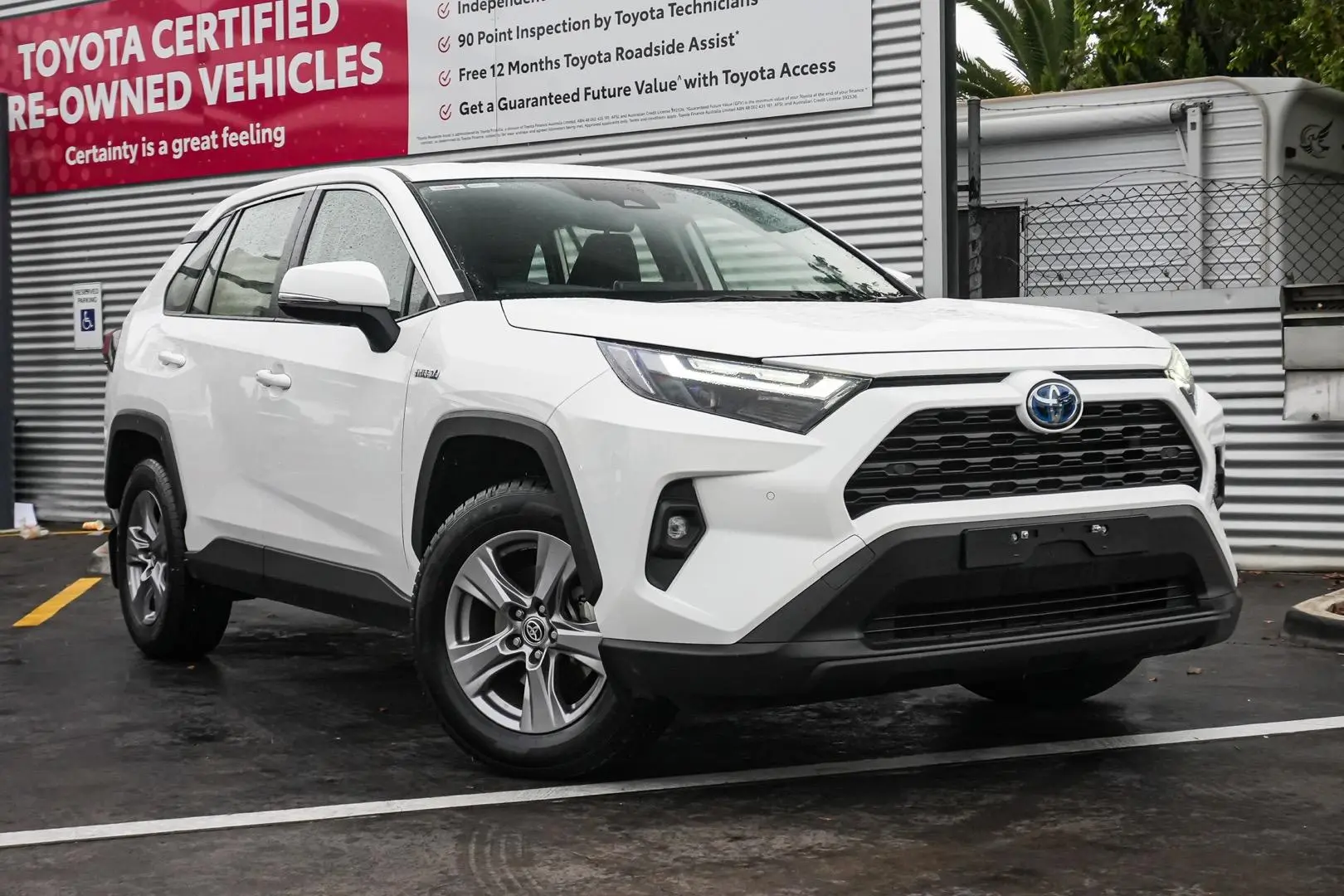 2024 Toyota RAV4 Gallery Image 2