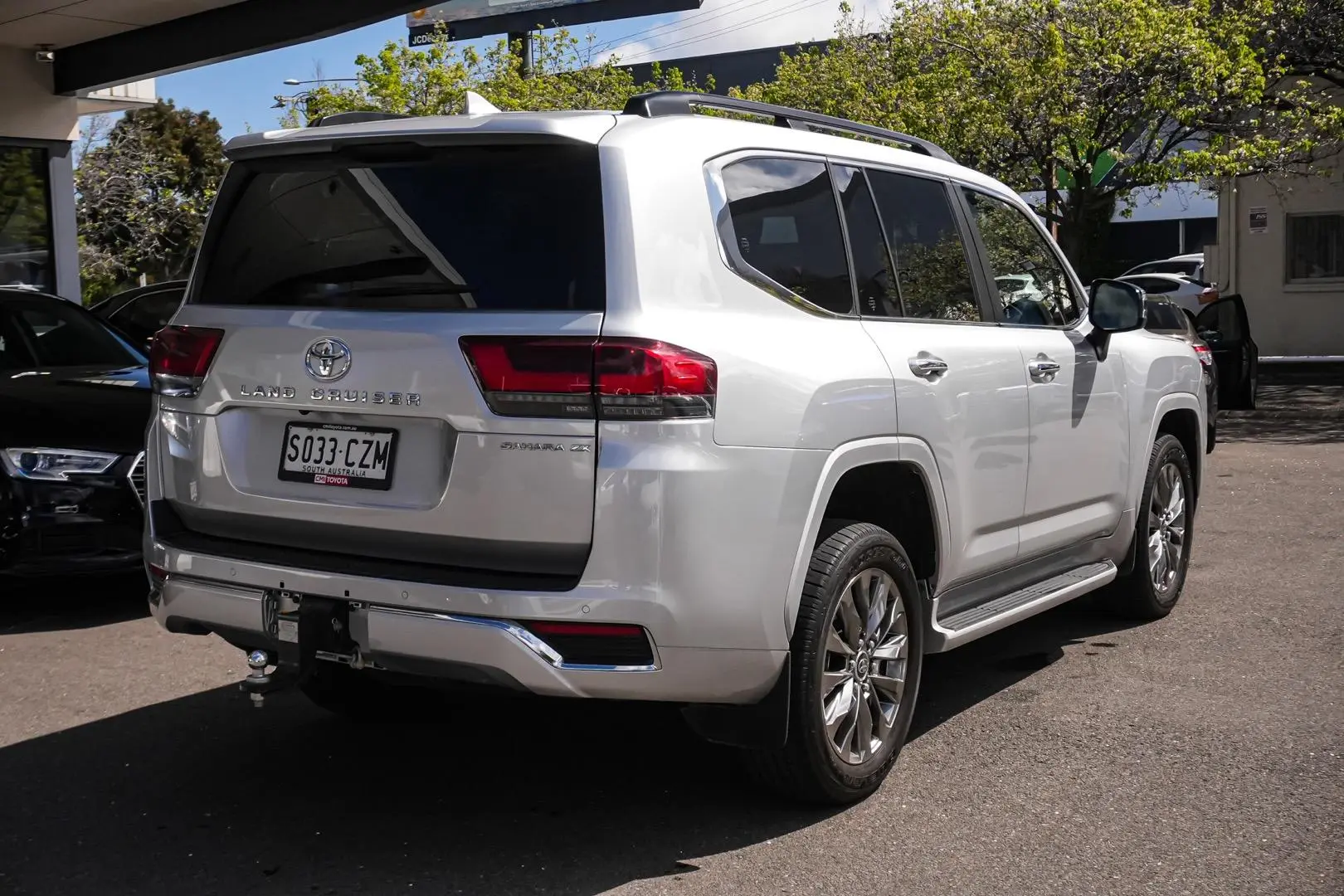 2023 Toyota Landcruiser Gallery Image 3