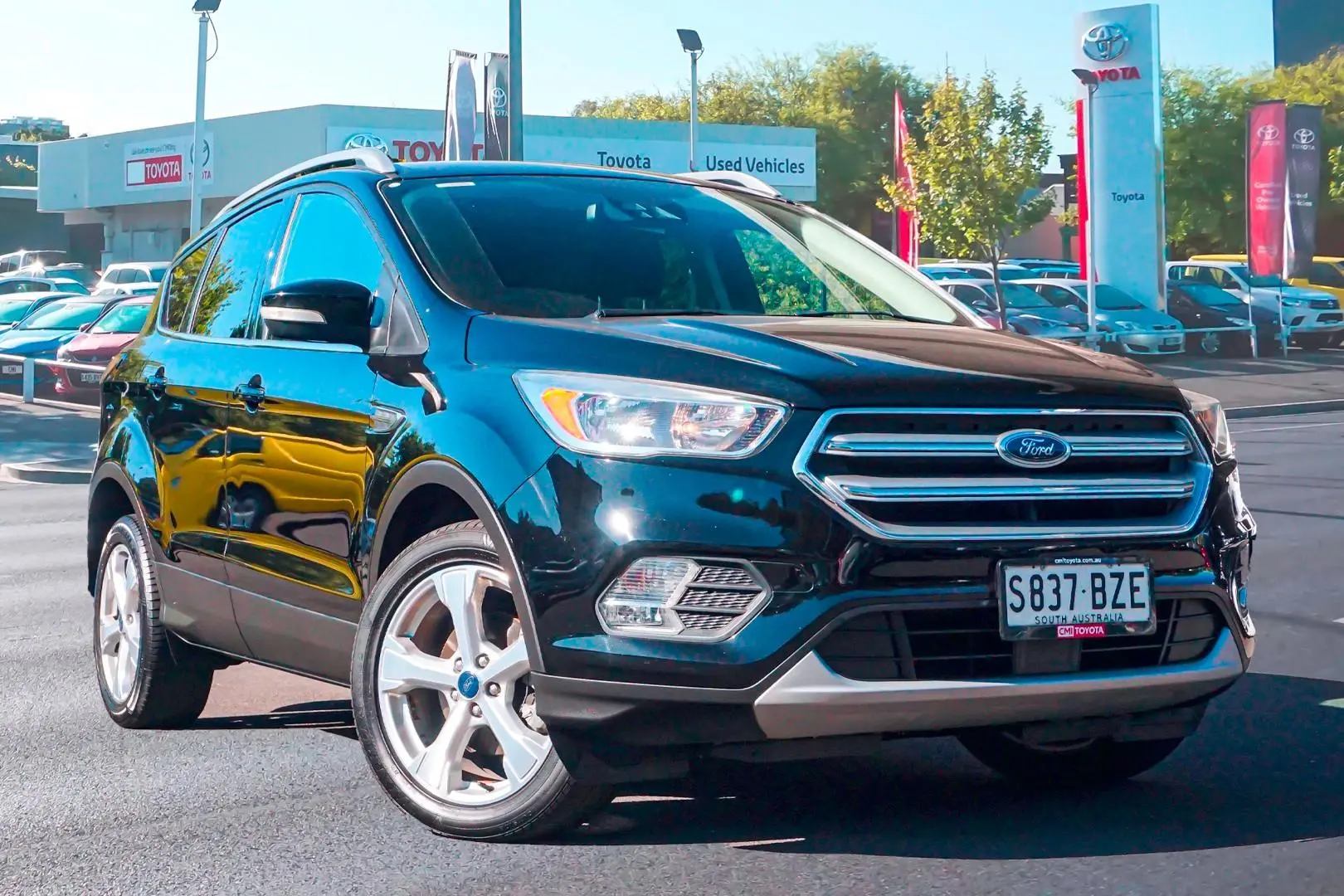 2017 Ford Escape Gallery Image 1