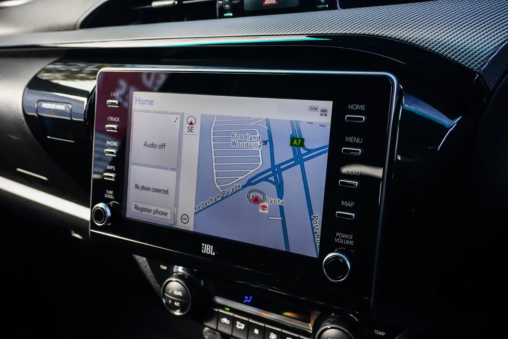 2024 Toyota Hilux Gallery Image 28