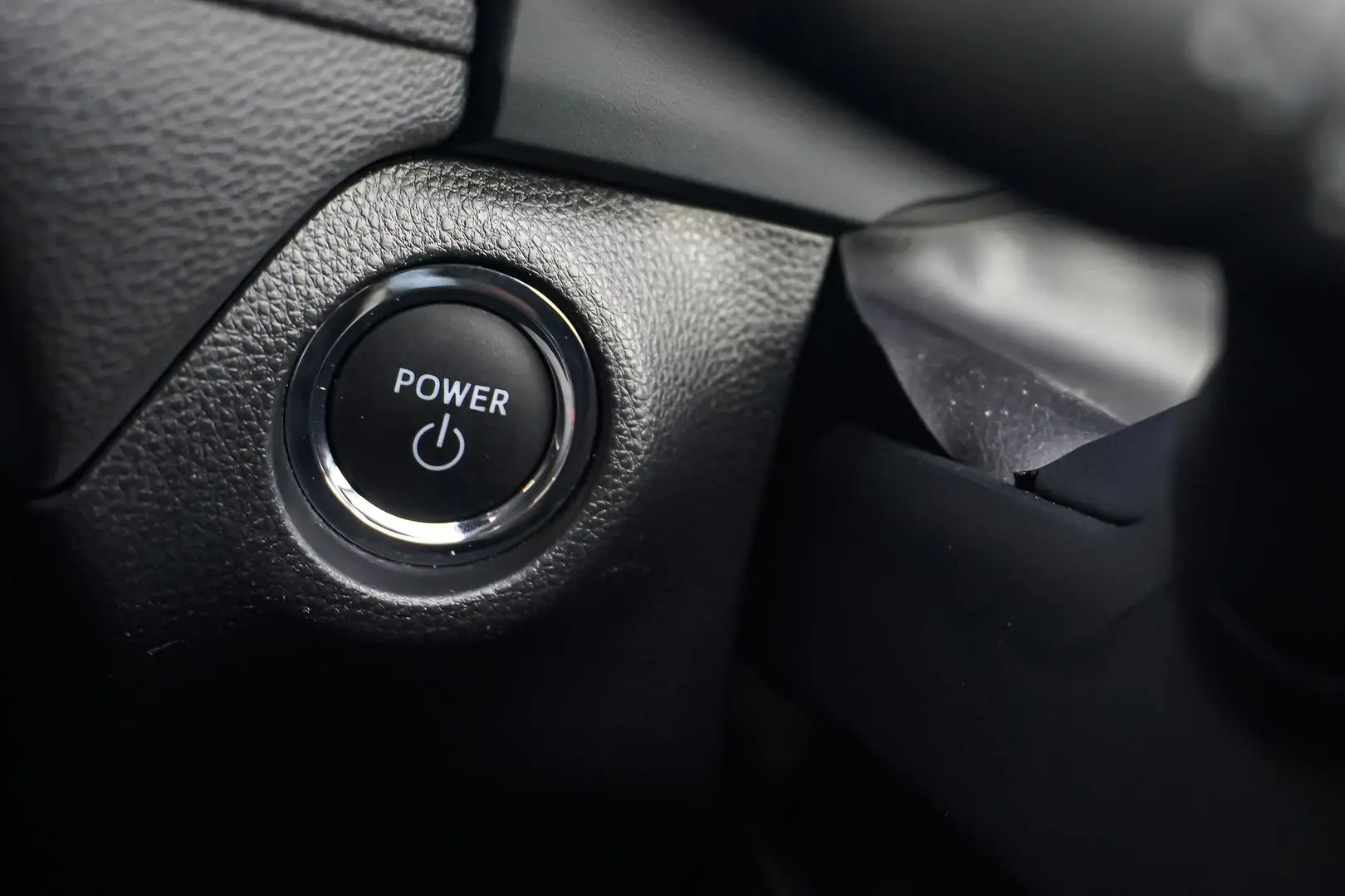 2025 Toyota RAV4 Gallery Image 23