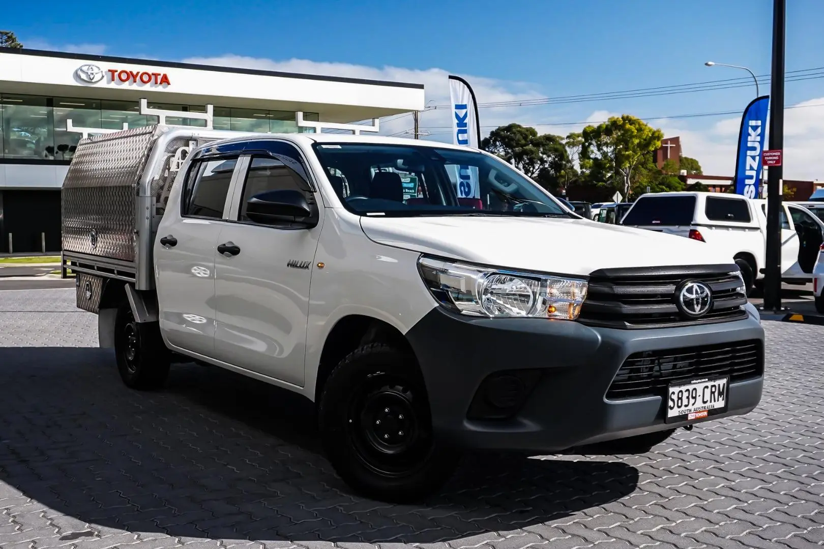 2022 Toyota Hilux Gallery Image 2