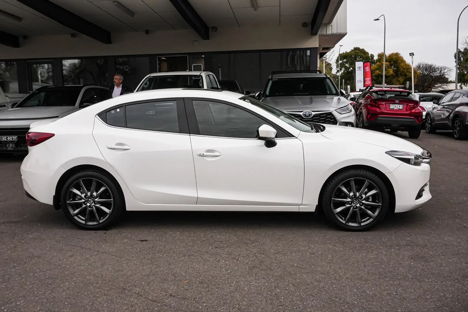 2018 Mazda 3 Gallery Image 3