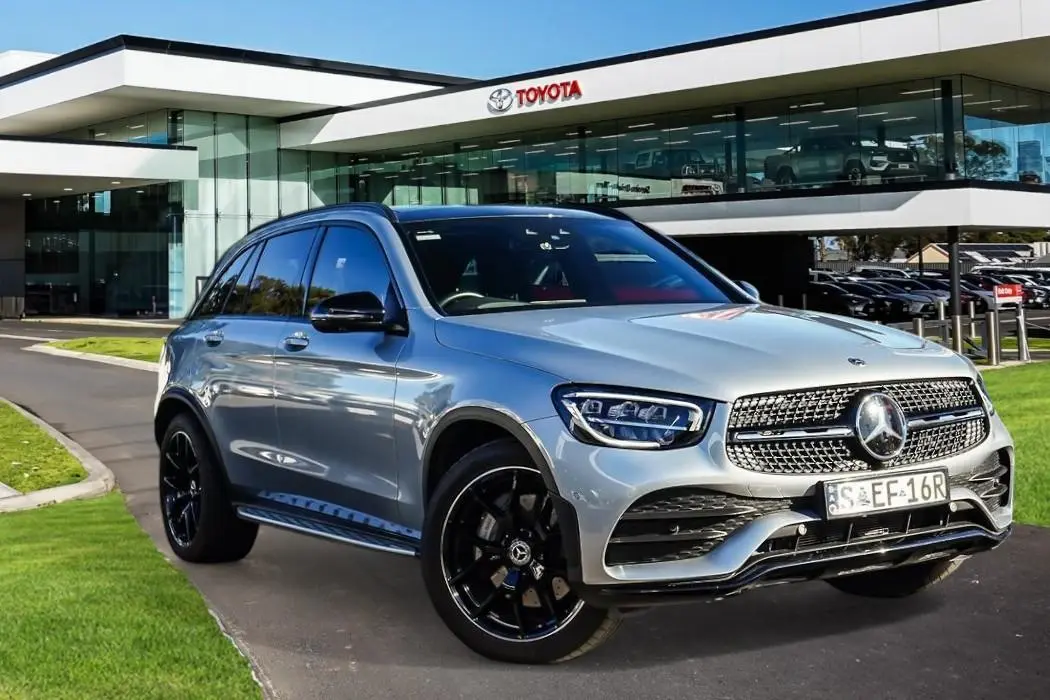 2022 Mercedes-Benz GLC-Class Gallery Image 1