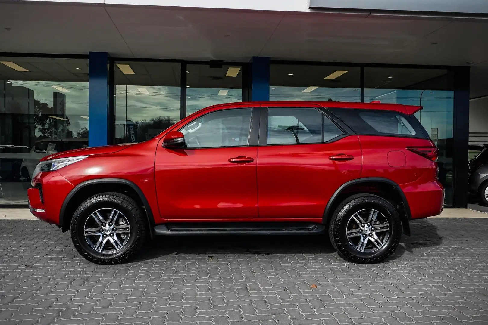 2022 Toyota Fortuner Gallery Image 4