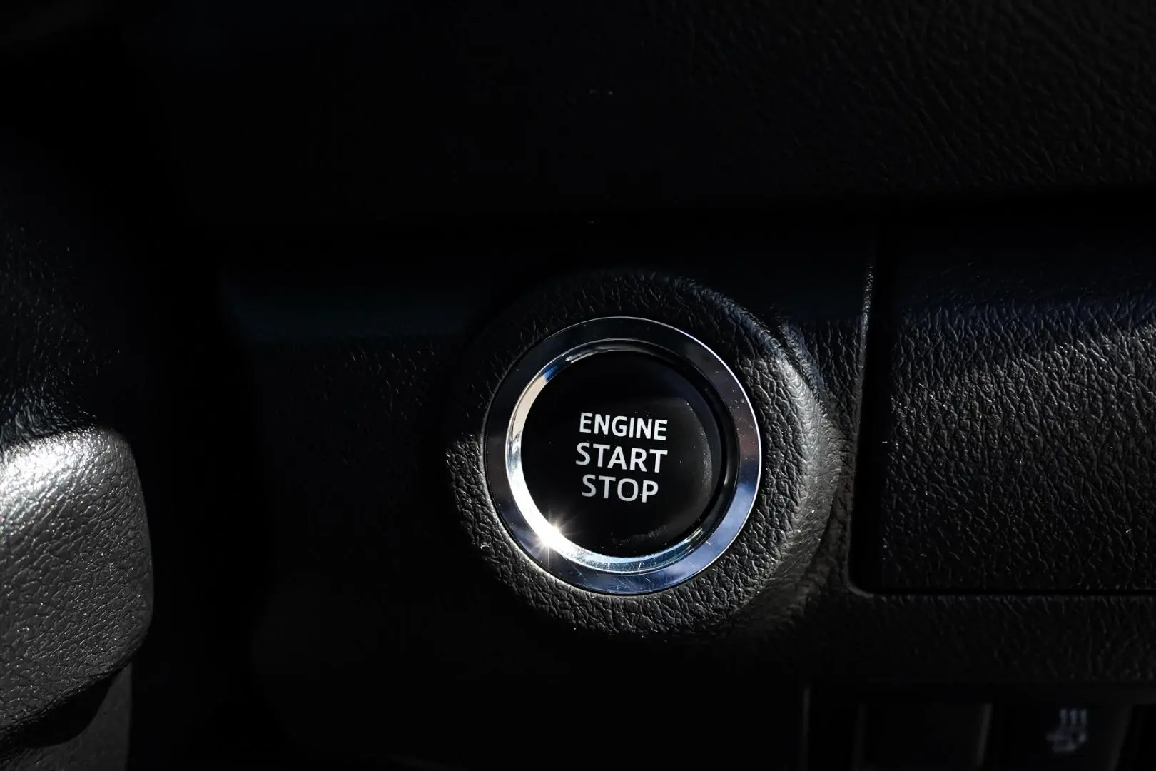 2022 Toyota Fortuner Gallery Image 23